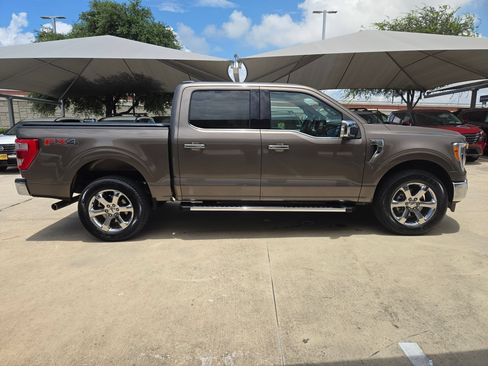 Used 2022 Ford F150 Lariat w/ Max Trailer Tow Package AWD/4WD image 2