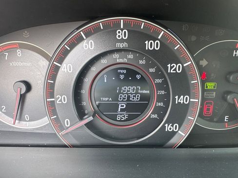 Used 2017 Honda Accord Sport Special Edition image 9
