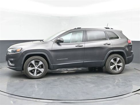 Used 2019 Jeep Cherokee Limited image 6
