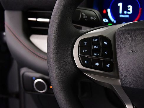 New 2026 Ford Explorer Active image 19