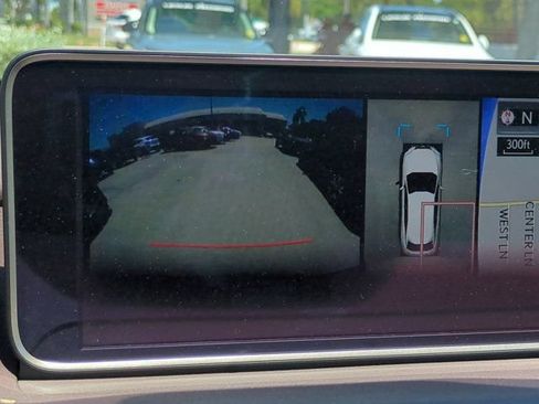 Used 2019 Lexus RX 350 AWD image 18