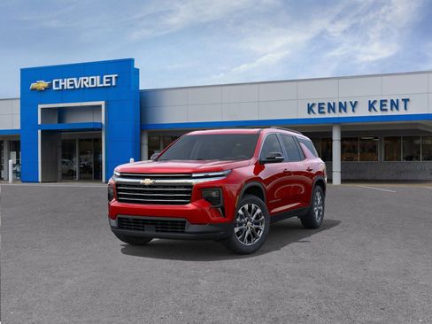 New 2026 Chevrolet Traverse LT image 8