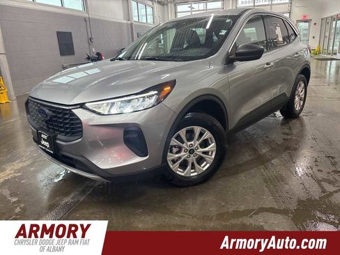 Used 2024 Ford Escape Active image 1