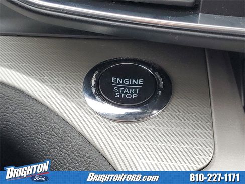 Used 2023 Ford Explorer XLT w/ Equipment Group 202A image 32