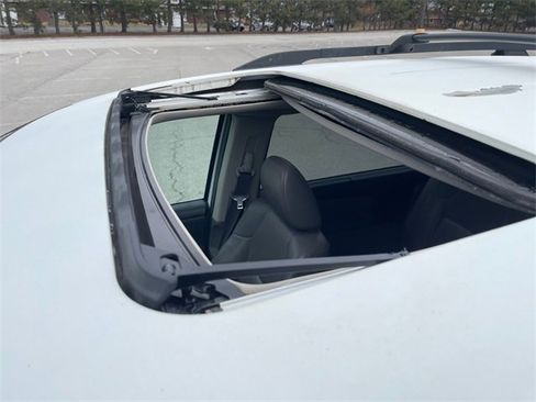 Used 2012 Honda Odyssey Touring image 11