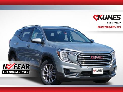 Used 2023 GMC Terrain SLT AWD/4WD image 1