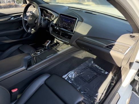 Used 2021 Cadillac CT5 V image 31