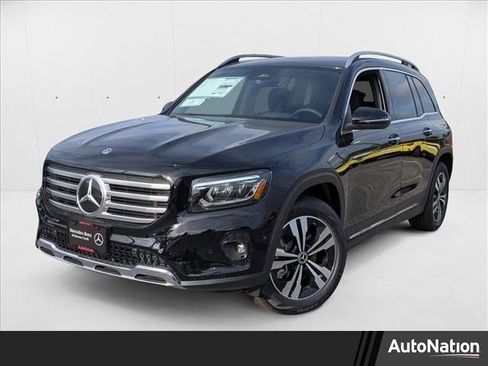 New 2025 Mercedes-Benz GLB 250 image 1