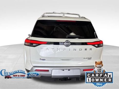 Used 2023 Nissan Pathfinder Platinum w/ Cargo Package image 4