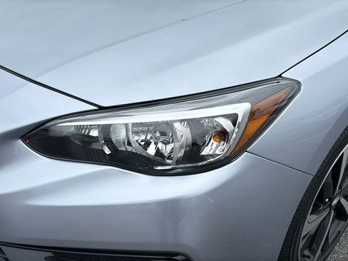 Used 2022 Subaru Impreza 2.0i Sport image 9