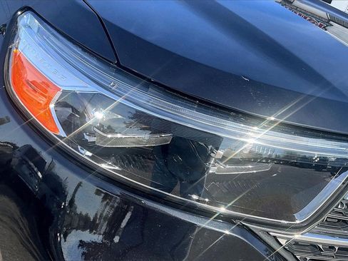 Used 2021 Ford Explorer XLT w/ Equipment Group 202A image 29