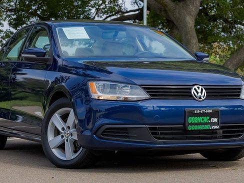 Used 2012 Volkswagen Jetta TDI image 2