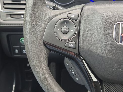 Certified 2017 Honda HR-V EX image 30