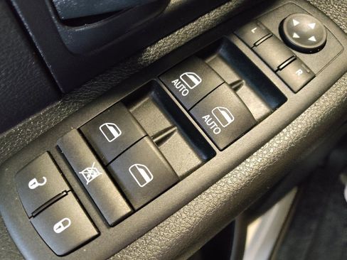 Used 2016 RAM 1500 Tradesman w/ Protection Group image 27