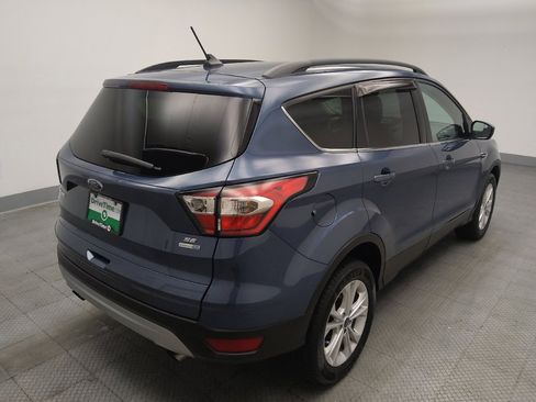 Used 2018 Ford Escape SE w/ SE Sync 3 Package AWD/4WD image 9