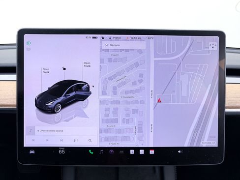 Used 2022 Tesla Model 3 Long Range image 4