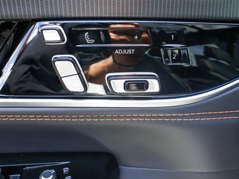 New 2026 Jeep Grand Wagoneer Summit AWD/4WD image 5