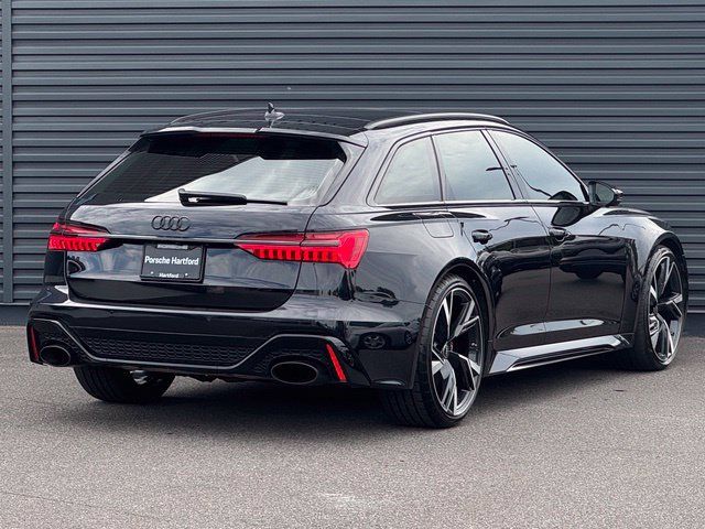 Used 2022 Audi RS 6 AWD/4WD image 7
