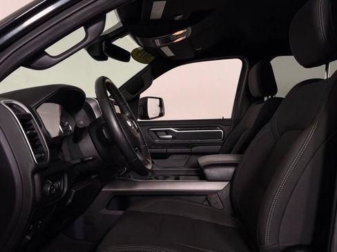 Used 2019 RAM 1500 Big Horn AWD/4WD image 12