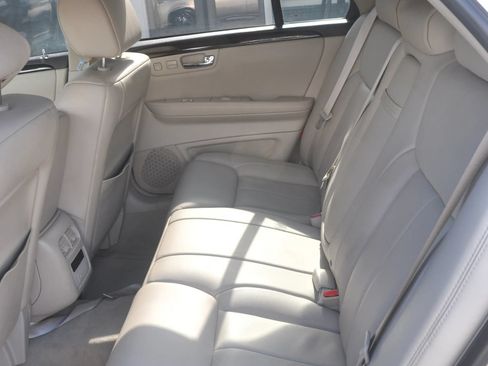 Used 2008 Cadillac DTS FWD image 33
