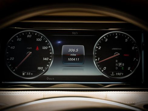 Used 2015 Mercedes-Benz S 550 4MATIC Sedan image 19