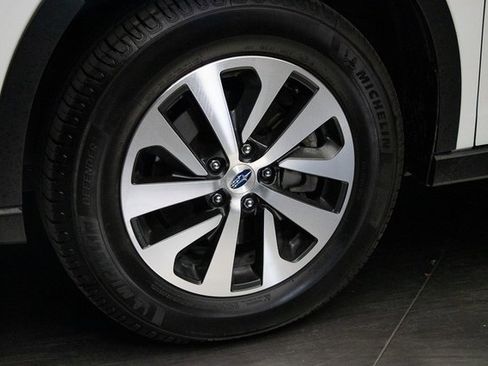 Used 2022 Subaru Outback Premium w/ Popular Package #1 image 8