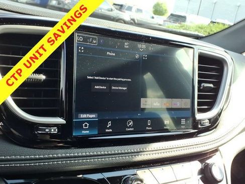 New 2026 Chrysler Pacifica Select AWD/4WD image 8
