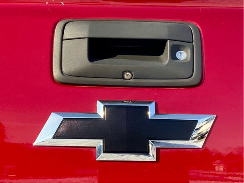 Used 2020 Chevrolet Colorado ZR2 image 21