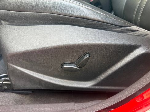 Used 2013 Ford Focus SE FWD image 20