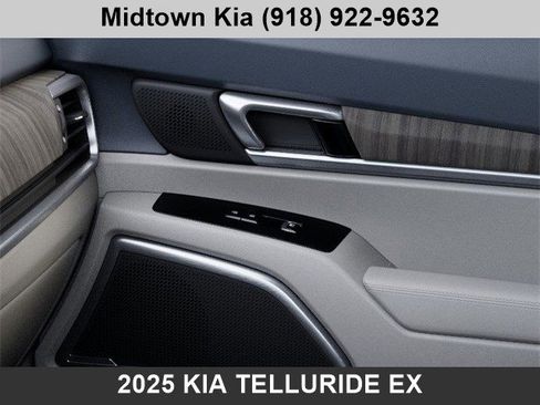 New 2025 Kia Telluride EX w/ EX Captain's Chair Package image 25