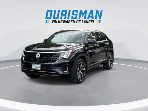Used 2024 Volkswagen Atlas Cross Sport SEL Premium R-Line AWD/4WD image 4