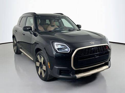 Certified 2025 MINI Cooper Countryman S w/ Comfort Package Max image 3