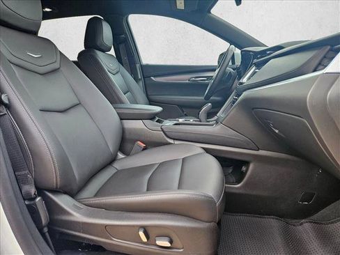 Used 2023 Cadillac XT5 Luxury image 21