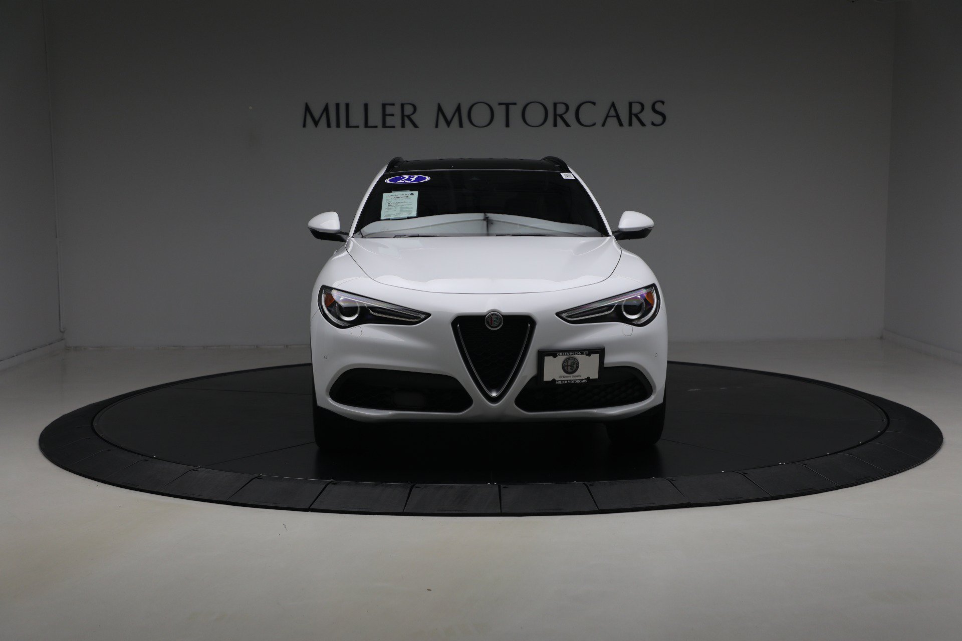Used 2023 Alfa Romeo Stelvio Ti w/ Active Assist Plus Package AWD/4WD image 12
