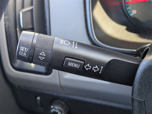 Used 2020 Chevrolet Colorado W/T image 25