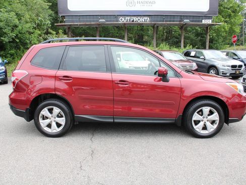 Used 2015 Subaru Forester 2.5i Premium AWD/4WD image 6