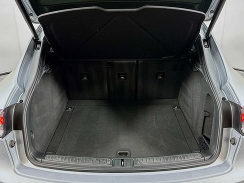 Certified 2026 Porsche Macan AWD/4WD image 27