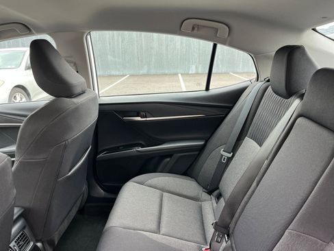 Used 2025 Toyota Camry LE image 38