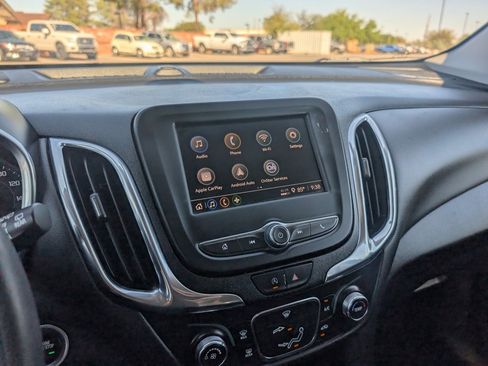 Used 2023 Chevrolet Equinox LT image 18