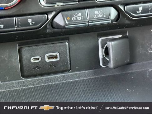 Used 2022 Chevrolet Suburban Z71 AWD/4WD image 21