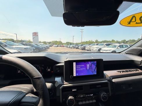 Used 2024 Toyota Tacoma SR5 AWD/4WD image 2
