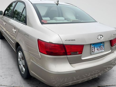 Used 2010 Hyundai Sonata GLS w/ Popular Equipment Pkg 2 FWD image 7