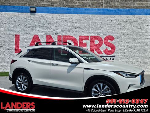Used 2022 INFINITI QX50 Essential AWD/4WD image 1