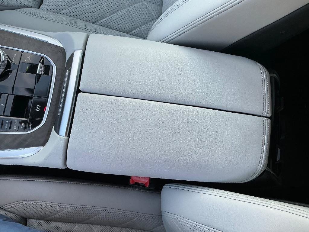 Used 2024 BMW X7 xDrive40i w/ Executive Package AWD/4WD image 23