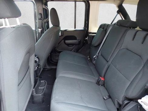 Used 2023 Jeep Wrangler Unlimited w/ Cold Weather Group AWD/4WD image 9