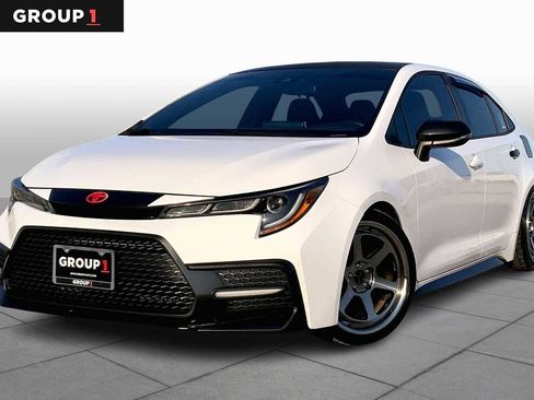 Used 2020 Toyota Corolla SE image 1