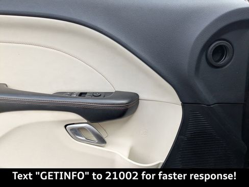 Used 2015 Dodge Challenger R/T Plus image 26