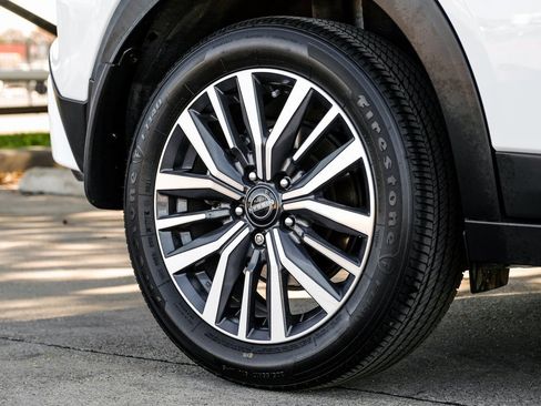 Used 2024 Nissan Kicks SV image 63