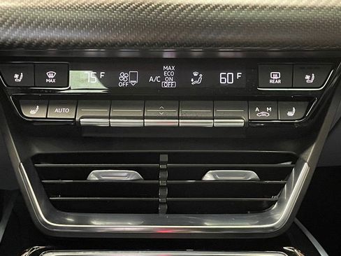 Used 2022 Audi e-tron GT Prestige w/ Prestige Package image 37