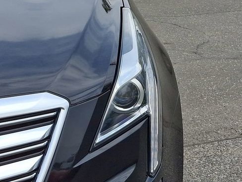 Used 2017 Cadillac XT5 Luxury w/ Driver Awareness Package AWD/4WD image 7